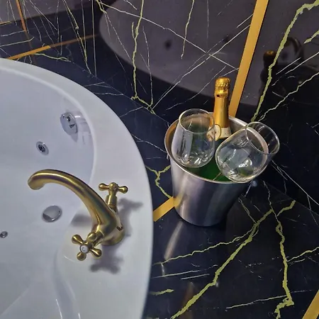 Apartamento Afi Discret Jacuzzi Bucarest