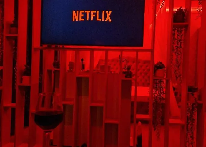 Afi Discret Jacuzzi Apartament