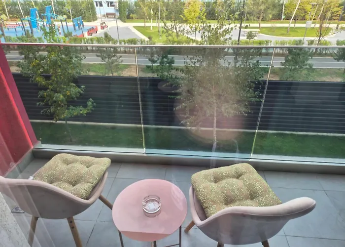 Afi Discret Jacuzzi Apartman *