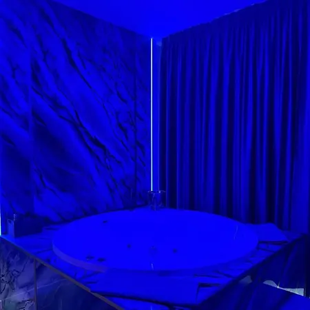Afi Discret Jacuzzi * ブカレスト