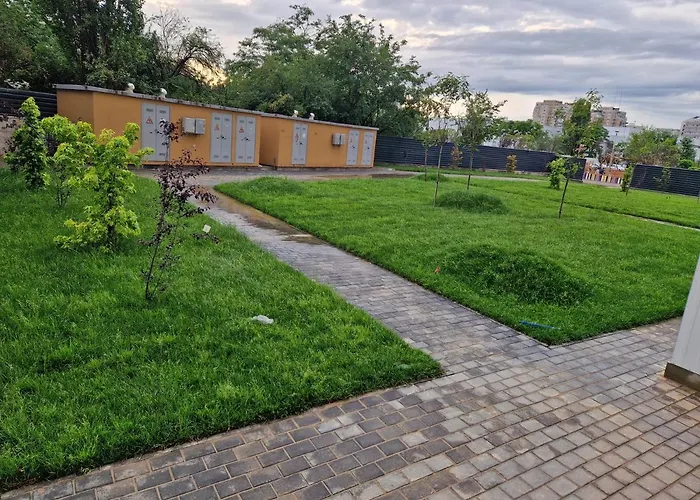 Afi Discret Jacuzzi アパート *